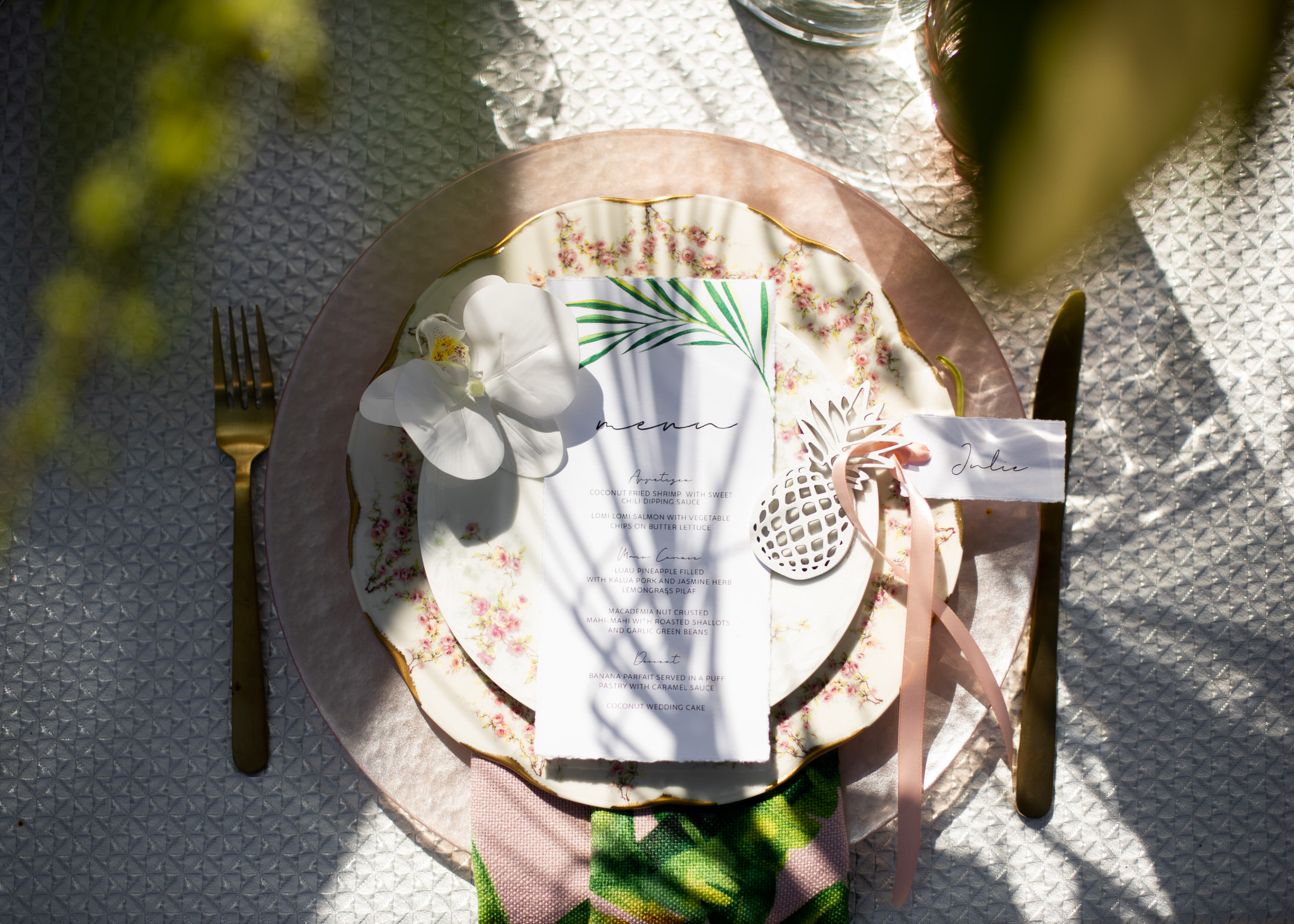 Tropical wedding ideas for reception.