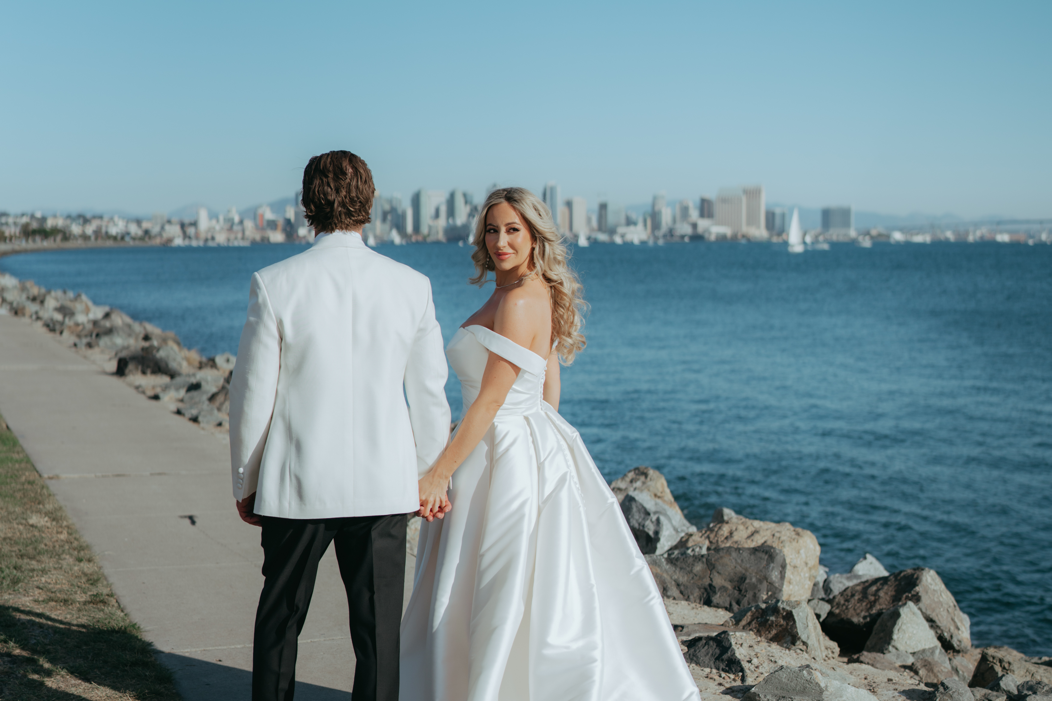 Sunset cliffs engagement 23